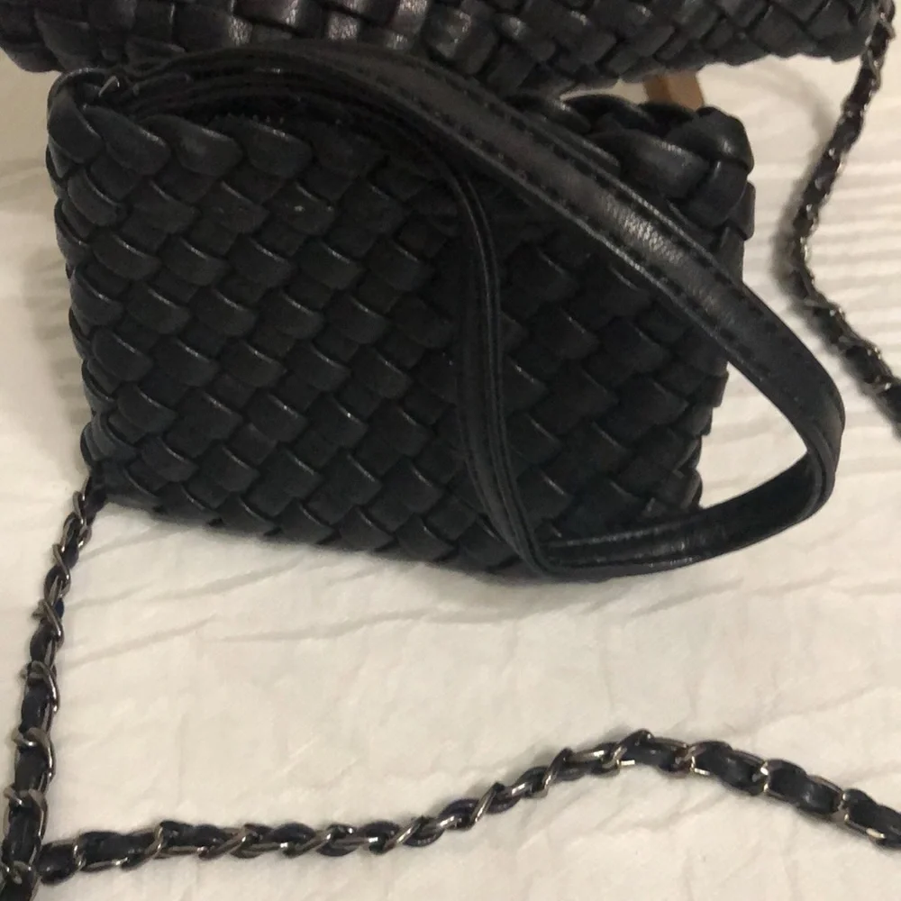 N/A elegant black
